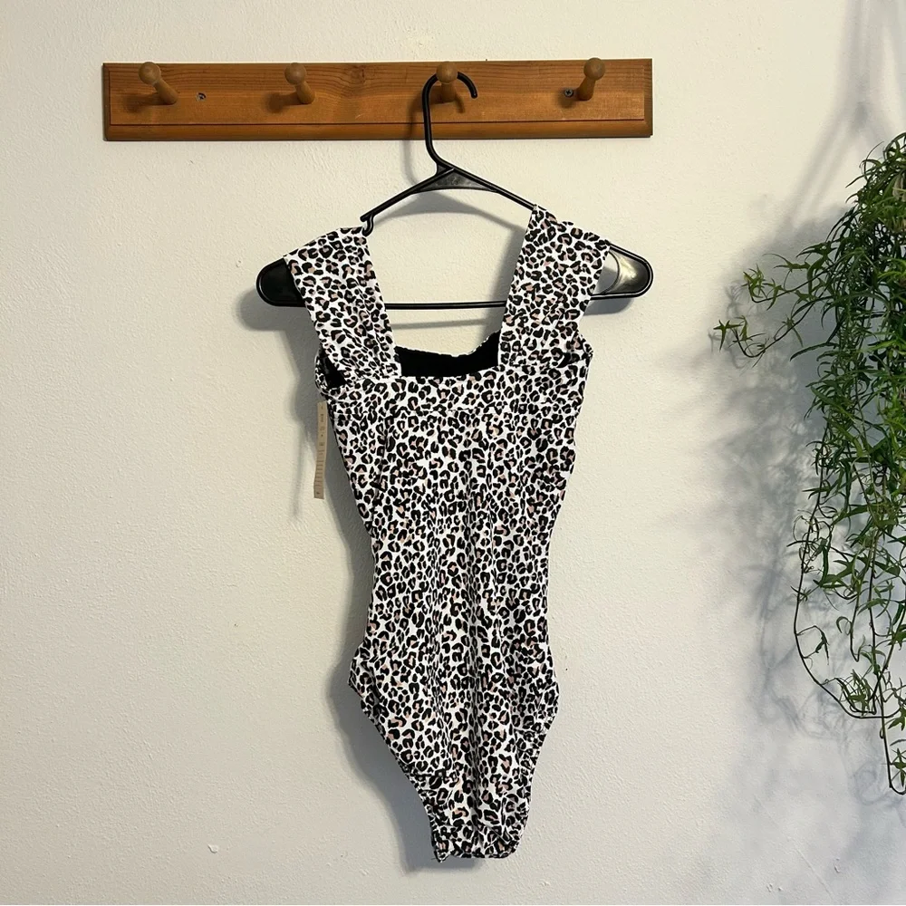 Albion nwt swimsuit